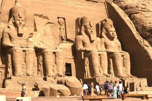 abu_simbel_4